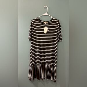 NWT … DAISY ISLAND “Size: S” Dress